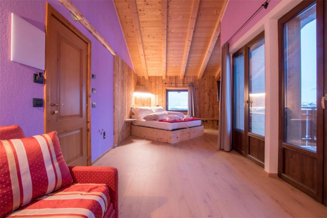 Agriturismo La Poina Livigno Exterior foto